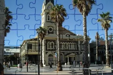 Town House Glenelg, S.A