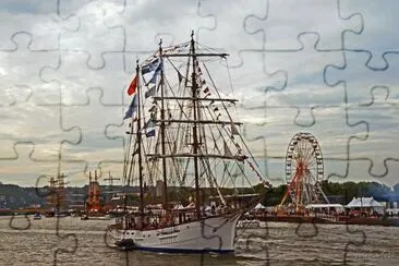 Armada 13 / Rouen jigsaw puzzle