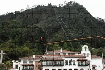 פאזל של EstaciÃ³n funicular a Monserrate