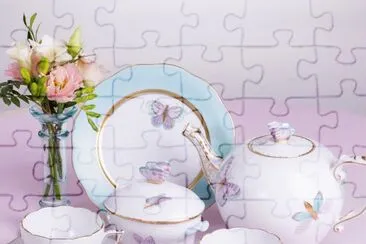 פאזל של Lovely Butterfly Tea Set