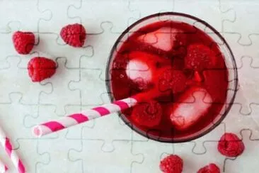 Agua de Frambuesa y Manzana jigsaw puzzle