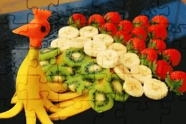 פאזל של Artistic Fresh Fruit Peacock-Clever!