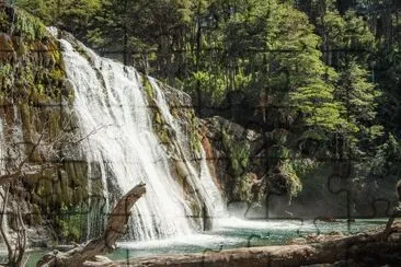 Cascada Ã‘ivinco. NeuquÃ©n. Argentina jigsaw puzzle