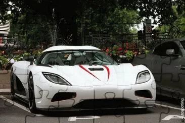 Auto 2011 Koenigsegg Agera R 1099 HP