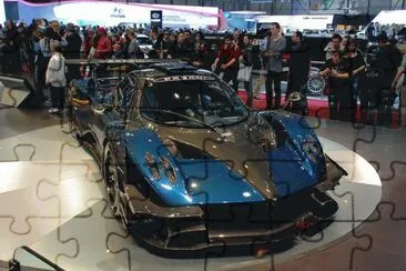 Auto Pagani Zonda Revolucion V12 800 HP