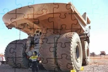 CamiÃ³n Bucyrus MT6300AC, cap. 363 Ton, USA