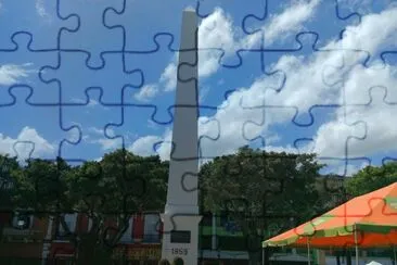 Totem Plaza de Arecibo