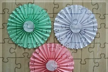 Rosetas de papel jigsaw puzzle