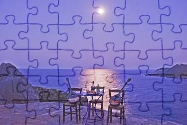 פאזל של Ouzo and Bouzouki Under Full Moon-Greece