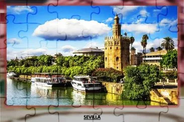 SEVILLA - VISTA DE LA TORRE DEL ORO