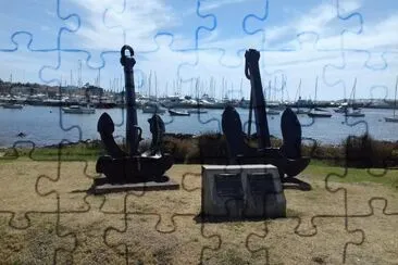 Anclas en Punta del Este jigsaw puzzle