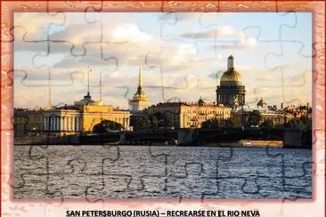 SAN PETERSBURGO (RUSIA) â€“ RECREARSE EN EL RIO NEVA