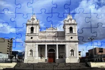 Templo en San JosÃ©, Costa Rica. jigsaw puzzle