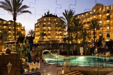 spain hotel jigsaw puzzle