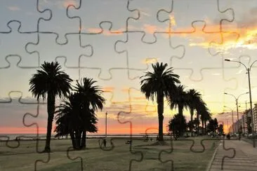 Atardecer en Montevideo, Uruguay. jigsaw puzzle