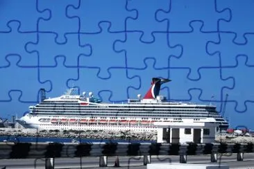 Crucero en Puerto Progreso, YucatÃ¡n. jigsaw puzzle