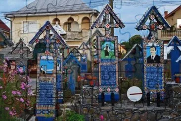 frÃ¶hlicher friedhof