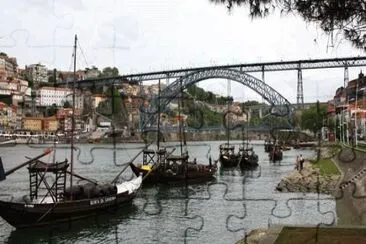 Traditional Port boats    Dom LuÃ­s I bridge - jigsaw puzzle