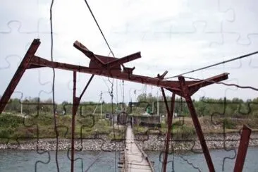 Old Border Crossing Bridge between Napati/Georgia jigsaw puzzle