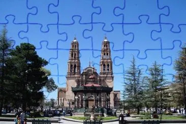 Plaza de Armas y Catedral, Ciudad de Chihuahua. jigsaw puzzle