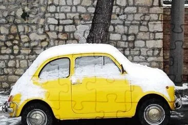 FIAT 500 sotto la neve jigsaw puzzle