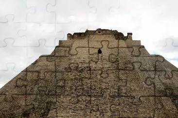 פאזל של PirÃ¡mide maya en Uxmal, MÃ©xico.