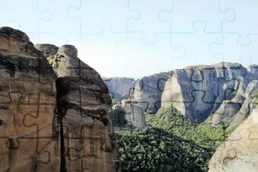 Monasterio en Meteora, Grecia. jigsaw puzzle