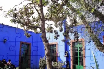 Museo Frida Kahlo en CoyoacÃ¡n, Ciudad de MÃ©xico. jigsaw puzzle