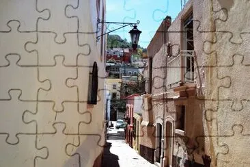 CallejÃ³n de Ciudad de Zacatecas. jigsaw puzzle