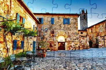 Monteriggioni-Italia