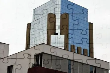 Edificio en Santiago de Chile. jigsaw puzzle