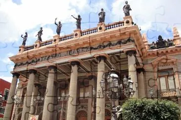 פאזל של Teatro JuÃ¡rez, Guanajuato.