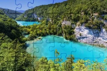 Ã©tangs verts en Slovaquie jigsaw puzzle