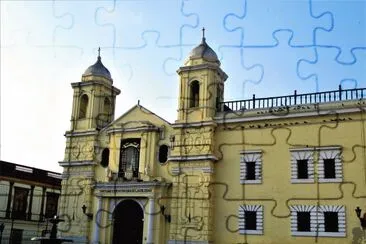 Templo en Lima, PerÃº. jigsaw puzzle