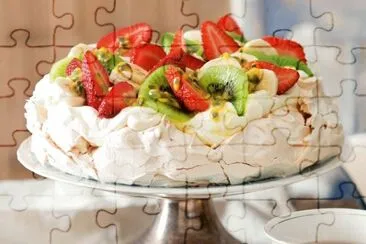 Pavlova Fruit