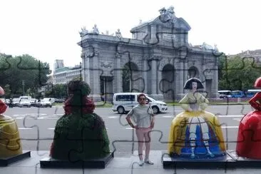 LA PUERTA DE ALCALA, MADRID