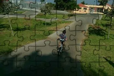 ×™× ××™ ×¨×•×›×‘ jigsaw puzzle