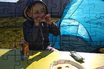 Qui campe Ã  l 'heure du goÃ»ter ?