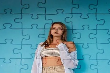 Divirtam-se tentando montar esse quebra-cabeÃ§a da jigsaw puzzle