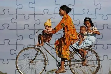 VÃ©lo en famille jigsaw puzzle