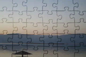 ×™× ×”×ž×œ×— jigsaw puzzle