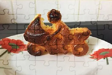 gÃ¢teau en forme de moto jigsaw puzzle