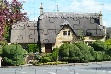 Chipping Camden jigsaw puzzle