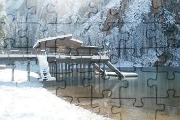 Lago di Braies jigsaw puzzle