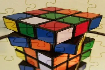 פאזל של rubik