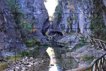 RIO BOROSA SIERRA CAZORLA  JAEN jigsaw puzzle