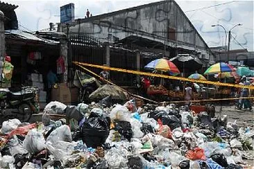 contaminacion barrio la esmeralda