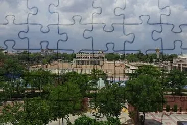 Front Veiw jigsaw puzzle