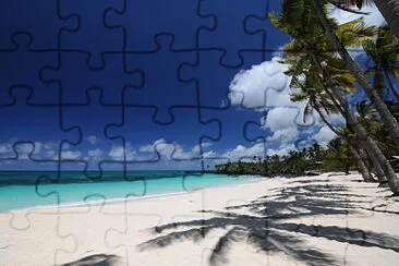 Playa tropical con arena blanca jigsaw puzzle