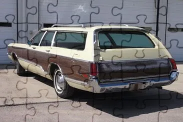 1970 Chrysler Town   Country Stationwagon jigsaw puzzle